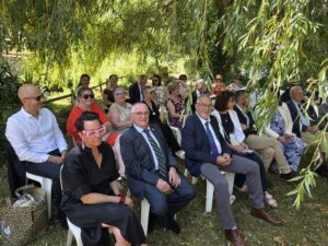 Le nombreux public à l'étang du Bordage
